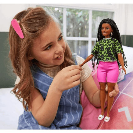 Barbie Fashionistas con Trecce Castane 144 - Giocattoli e Bambini - Toys Store887961804317