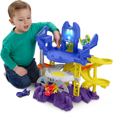 Fisher - Price DC Batwheels - Batcaverna Lancia e Sfreccia Plyaset - Giocattoli e Bambini - Toys Store0194735254514